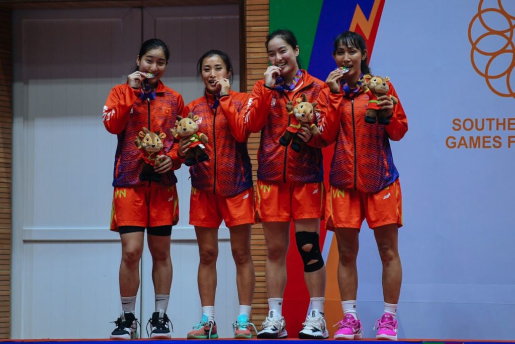 doi-tuyen-bong-ro-nu-viet-nam-sports-vui