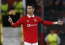 Jaap Stam đổi thái độ với Ronaldo