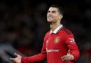 Ronaldo không nhận bồi thường từ Man Utd