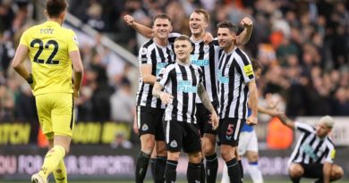 Newcastle: Giờ mới là đua vô địch!