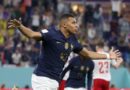 Kylian Mbappe xô đổ kỷ lục của huyền thoại Pele
