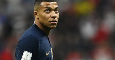 Mbappe còn cách ‘hào quang của những huyền thoại’ 2 chiến thắng nữa