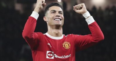 Saha: Ronaldo sẽ không để MU thua Liverpool 0-7