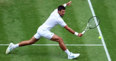 Djokovic đấu Sinner ở bán kết Wimbledon