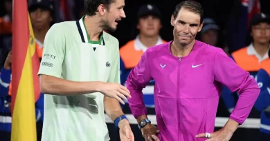 Daniil Medvedev: Đấu với Rafael Nadal khó hơn đấu với Novak Djokovic