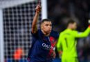 Mbappe tỏa sáng giúp PSG rộng cửa vào tứ kết Champions League.