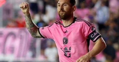 Lionel Messi “chói sáng” với cú đúp, Inter Miami lên ngôi đầu bảng