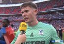 Thủ môn Crystal Palace thoát thẻ đỏ ở chung kết FA Cup