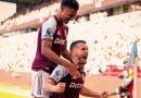 Đánh bại Fulham, Aston Villa thoát khỏi nhóm xuống hạng Premier League