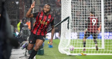 Đôi công hấp dẫn, Bournemouth ngược dòng hạ Fulham ở vòng 7 Ngoại hạng Anh